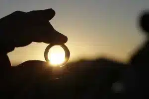 La Oura Ring est-elle étanche ? Ce qu’il faut savoir avant de la porter dans l’eau
